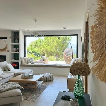 Casa vacanze With Views Over Gulf Of Ajaccio