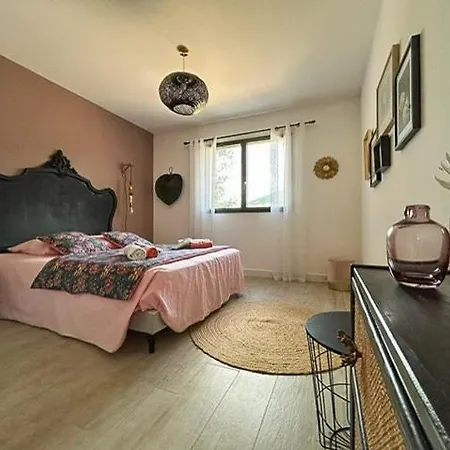 With Views Over Gulf Of Ajaccio Casa vacanze Coti-Chiavari (Corsica)