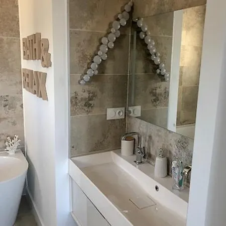 Casa vacanze With Views Over Gulf Of Ajaccio Coti-Chiavari (Corsica)