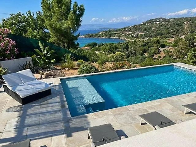 With Views Over Gulf Of Ajaccio 科蒂基亚瓦里